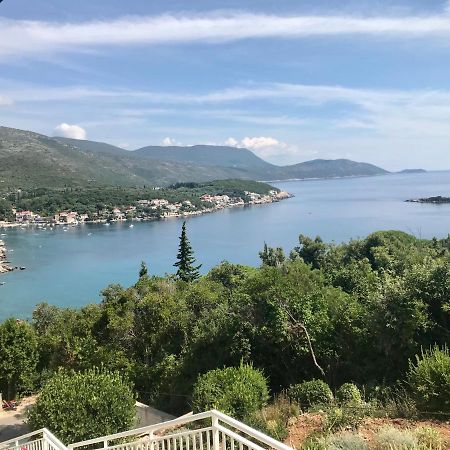 Apartment Levanat โมลูนัท ภายนอก รูปภาพ