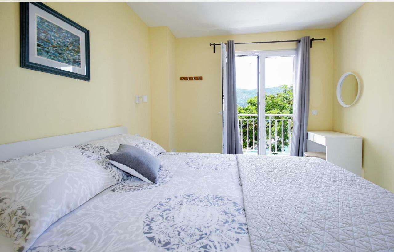 Apartment Levanat โมลูนัท ภายนอก รูปภาพ
