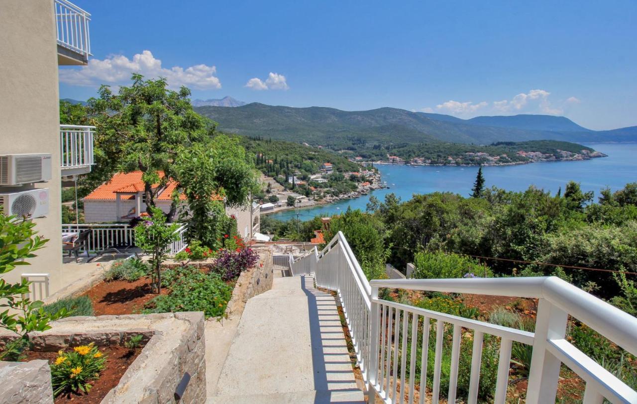 Apartment Levanat โมลูนัท ภายนอก รูปภาพ
