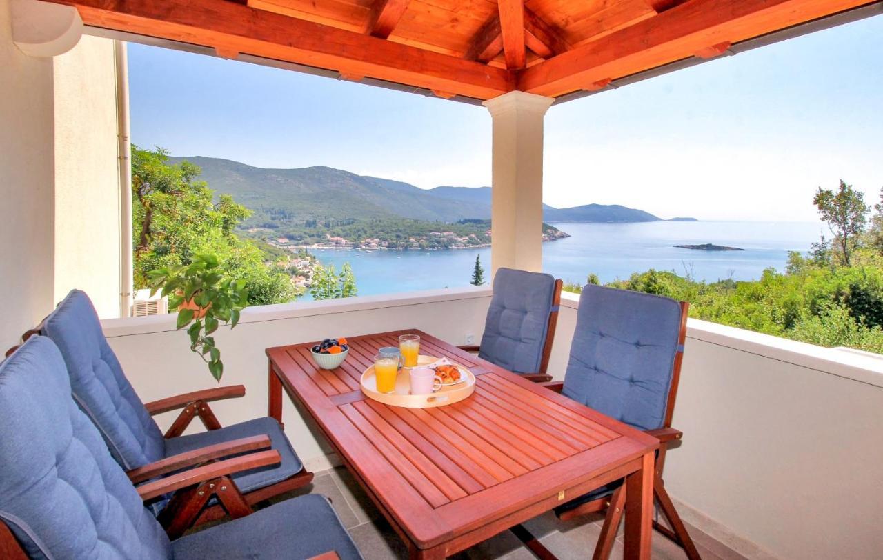 Apartment Levanat โมลูนัท ภายนอก รูปภาพ